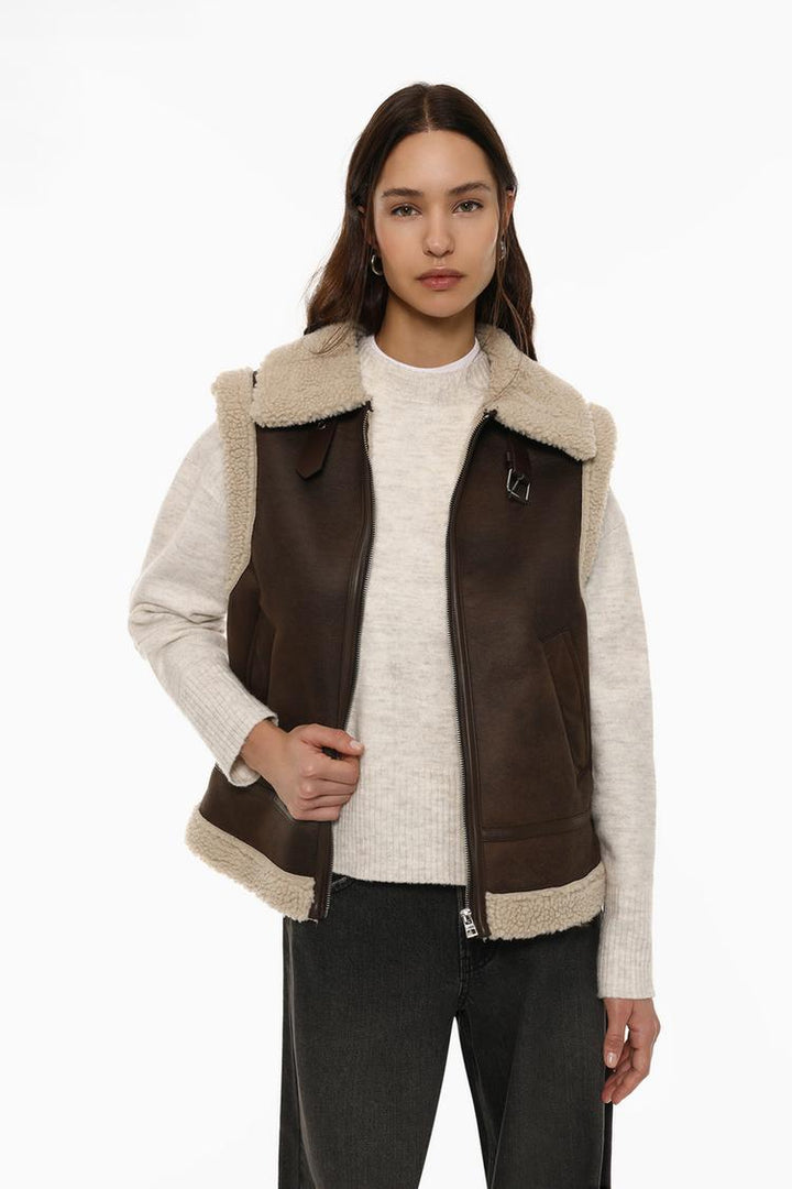 DOUBLE-FACED GILET WITH ZIP