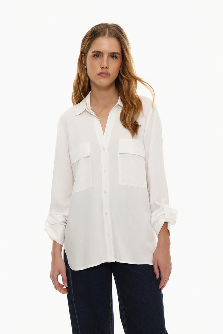 SHIRT WITH POCKETS