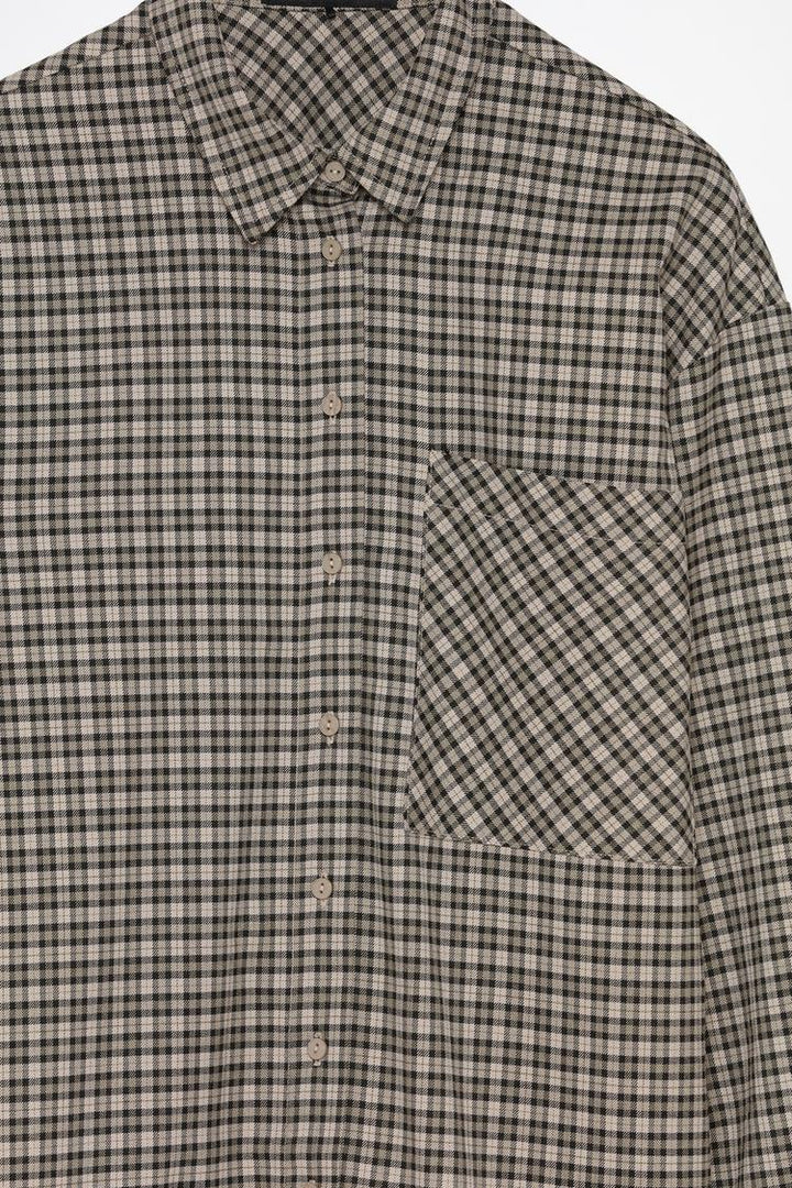 CHECKED SHIRT WITH POCKET DETAIL