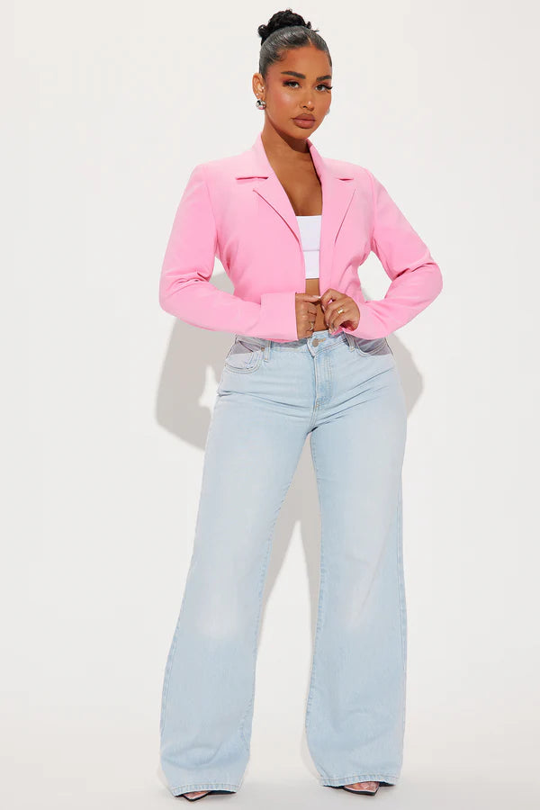 Front view of the Classic Cropped Blazer in pink, featuring a chic and tailored fit.