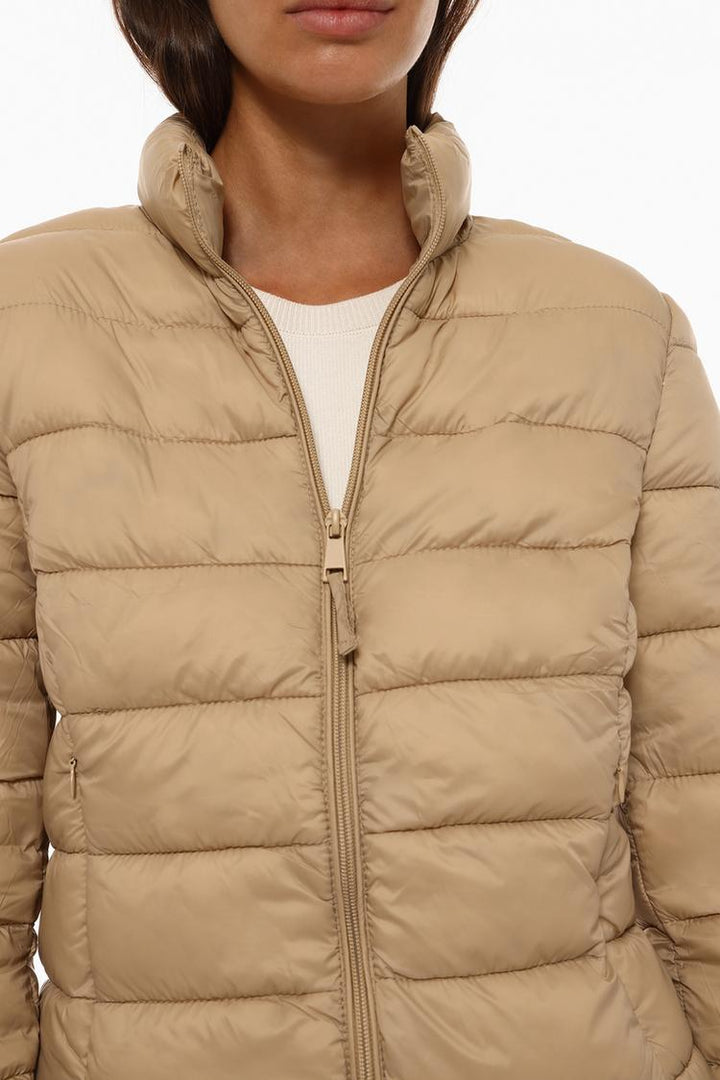 BASIC LIGHTWEIGHT PUFFER JACKET