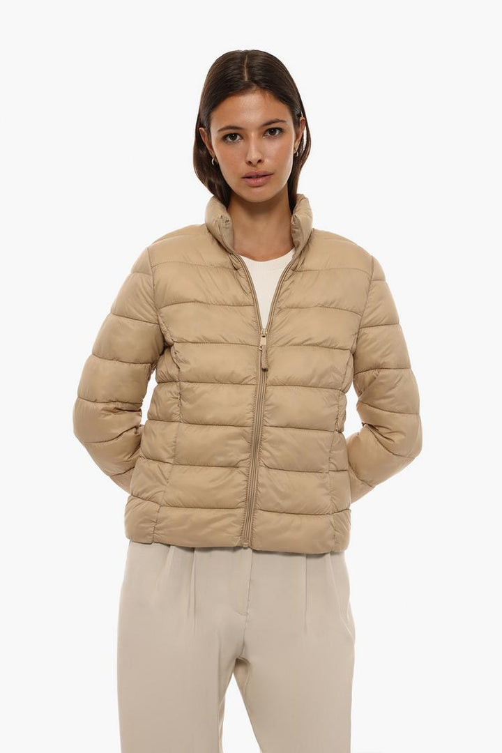 BASIC LIGHTWEIGHT PUFFER JACKET