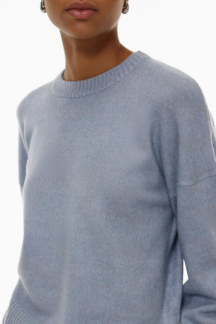 Basic Soft Jumper - Women's Blue Knit Sweater - Full Body View of Comfortable and Stylish Casual Jumper.