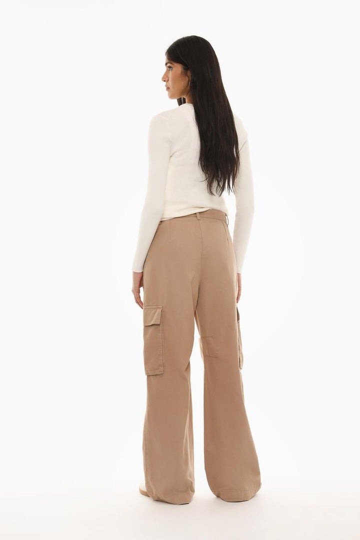 Rear view of the brown cargo trousers, featuring classic pocket placement and a relaxed design.