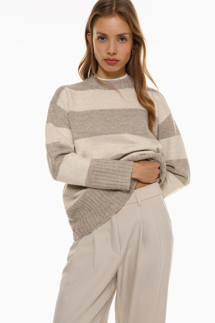 LONG SOFT SWEATER